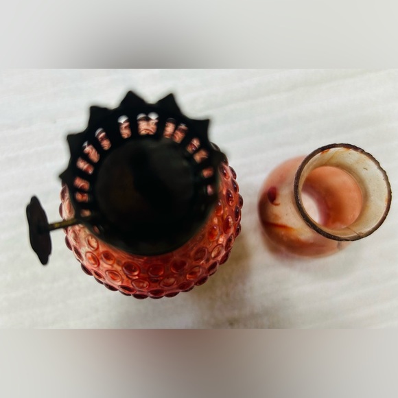 Vintage cranberry hobnail MINI oil lamp, made in Hong Kong. - Picture 4 of 10